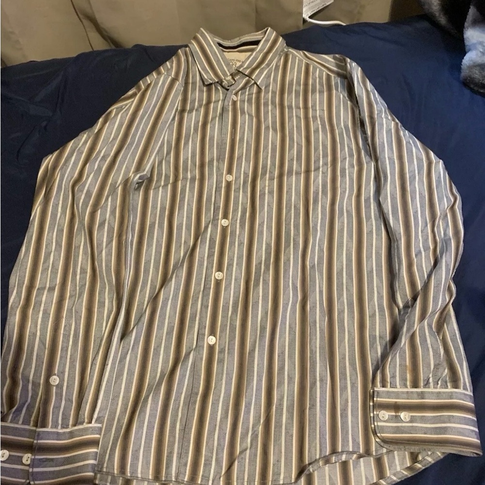 Tommy Bahama Black and White Casual Button Down Shirt